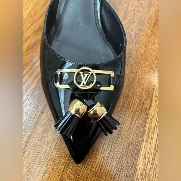 Louis Vuitton pumps size 38.5 EU (8US) - Picture 2 of 6